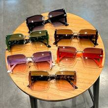 Oversized Rimless Square Fashion Sunglasses Women Men Brand Designer Gradient Glasses Summer Beach Party - màu đen - Xem 2