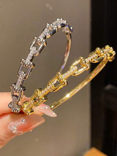 1 pièce Bracelet à boucle en lettre plaqué or 18 carats avec cubic zirconia, accessoire de style luxueux et vintage pour femmes