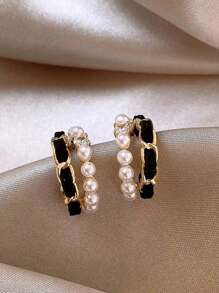1pc Black Velvet Pearl Decor C-Type Hoop Earrings, Suitable For Women's Daily Wear