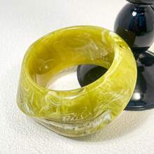 1pc Vintage Versatile Tie Dye Resin Bangle, Glitter Geometric Design, Gradient Fit For Banquet & Party, All Season Wear, Green