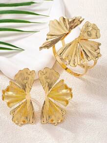 1 Pair Of Fashionable And Creative Large Flower Alloy Earrings Suitable For Daily Commuting