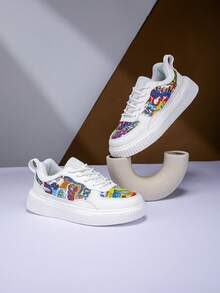 Kinderschuhe, Kinderschuhe, Kindersneaker, Mädchen Sneaker, Jungen Sneaker, modischer Graffiti-Muster weiße Schuhe, leichte, weichsohlige Schnürsenkelsschuhe aus imitiertem Super-PU-Weiß, vielseitige modische weiße Schuhe, Strandurlaubs-Lässig-Slip-On-Schuhe, Unisex-Studentenschuhe für alle Jahreszeiten