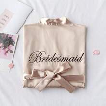 Set de regalo para la novia de 4 piezas de seda: bata de novia/dama de honor, máscara para dormir de satén, diadema para novia y bolsillo, bata de novia de satén para uso en el día de la boda y eventos nupciales