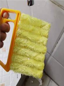 1 pieza Cepillo de plástico para limpiar persianas, apto para limpiar cortinas, persianas, rejillas de aire acondicionado, cocinas. Es un cepillo multifuncional para ranuras que se puede lavar y reutilizar.