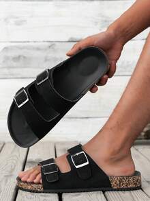 男士夏季时尚拖鞋，简约时尚高品质，适合室内外穿着，可调节贴合度和舒适度