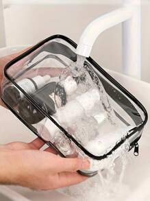 1 pieza Bolsa de aseo de PVC con tema de fútbol, bolsa de cosméticos transparente de alta calidad con estilo de fútbol, bolsa de maquillaje transparente para la playa, bolsa de lavado, esencial para viajes, adecuada para mujeres, que cumple con los requisitos de embarque de las aerolíneas, vacaciones, verano, regreso a la escuela, bolsa para útiles escolares, bolsa de lavado impermeable para viajes
