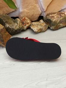 女士平底人字拖凉鞋，纯色波西米亚休闲一脚蹬人字拖，带贴花，沙滩和户外穿着，夏季