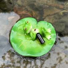 1pc Super Cute Frog On For Lotus Leaf Resin Statue With Beer Bottle - Vibrant Green Outdoor Garden Decor, Suitable For Ponds, Swimming Pool, Flower Pot - Perfect For All Seasons Easter, Halloween, Christmas, And New Year Celebrations, Frog Garden Ornament