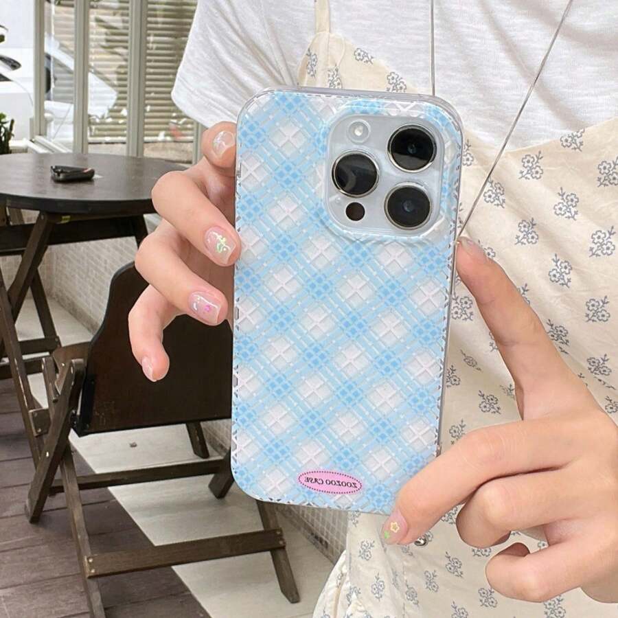 Funda de teléfono con diseño de tartán azul de doble capa con brillo y patrón de argyle, compatible con iPhone 16 Pro Max / iPhone 15 Pro Max / iPhone 14 Pro / iPhone 13, estilo coreano, de moda, minimalista, artístico