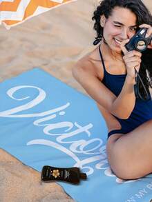 Toalla de playa personalizada con nombre, unicolor simple, secado rápido, toalla de natación personalizada resistente a la arena, accesorio de viaje para piscina y ropa de playa, vacaciones de verano - Toalla de playa sencilla de color sólido - Ver 3