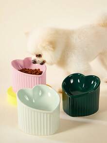 PETSIN 1pc Heart Shaped Ceramic Elevated Cat Bowl, Raised Tilted Cat Food Bowl Anti-Vomiting Drinking Dish Bowl For Neck Protection
