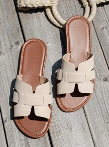 2025 Summer New Plus Size Women's Shoes - Snake Skin Embossed Round Toe, PU Flat Sandals, Casual Beach Vacation Style. Comfortable Summer Footwear, Suitable For Daily Wear, Fashionable Open Toe Design, Good Breathability, Versatile Casual Sandals, Matching Any Outfit, Suitable For French Feminine Style, Dresses, Beach, Honeymoon, Boho Style, Toe Clip, Flat Casual Shoes, Beach Shoes