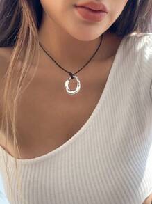 1pc Women's Metal Hollow Asymmetrical Geometric & Heart Pendant Necklace, Vintage Fashion Casual Street Party Jewelry