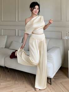 abyoxi 女士纯色缎面优雅单肩露背系带上衣和阔腿裤两件套时尚通勤晚宴晚礼服套装 - 杏色 - 查看 5