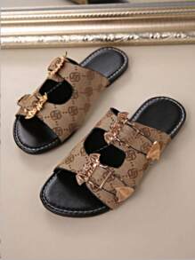 Women's Solid Color Fashion Sandals With Bat Buckle Waist Belt Inlaid Lightweight Flat Slippers, Non-Slip Summer Slippers, Summer Roman Style Open Toe Backless Shoes, Fashionable Bat Open Toe Design, Good Breathability, Versatile Casual Sandals, Suitable For Matching Any Outfit