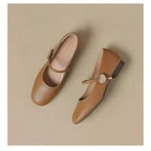 Women Flats
