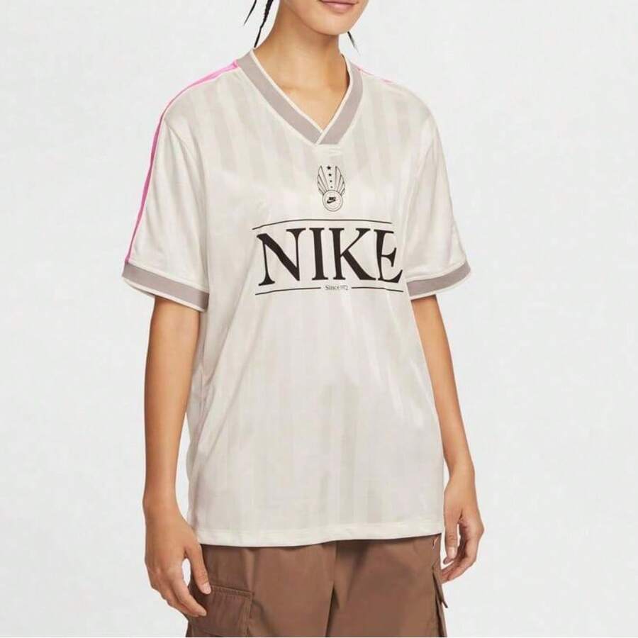 Nike Women's AS W NSW V Neck Jersey Short Sleeve T-Shirt, Knit Scoop Neck TIH8505-133