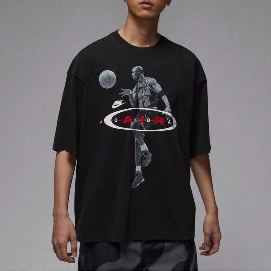 Nike Camiseta deportiva hombre con estampado de figura y cuello caído - Negro - Ver 1