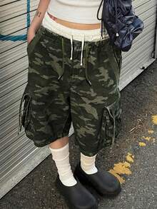 大码女式迷彩工装短裤，抽绳腰带宽松多口袋休闲百慕大短裤 - 圣诞短裤 - 軍綠色 - 查看 3