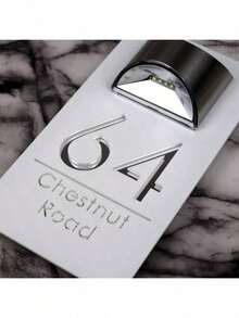 1 件定制太阳能门牌号 - 优雅的 3D 浮雕设计，自动夜间照明，门口个性化地址牌，生日、圣诞节、毕业典礼、万圣节、婚礼、派对、万圣节、感恩节、房间装饰的礼物，多功能、可调节、防霉、装饰性、精致、时尚、可爱、迷人，