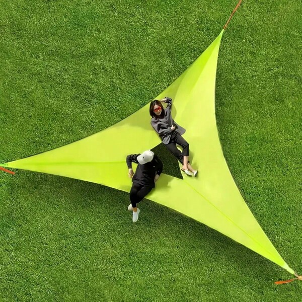 شبكة معلقة ثلاثية قابلة للنقل، شبكة معلقة لعدة أشخاص، خيمة هوائية للعائلة للتخييم، سرير شبكي للراحة مع حقيبة تخزين