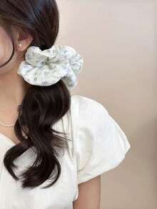 Scrunchies de Cabelo Enrolados Azul Fresco com Padrão de Chiffon Floral, Acessórios de Cabelo Elegantes, Elásticos de Cabelo, Elásticos de Cabelo Scrunchie