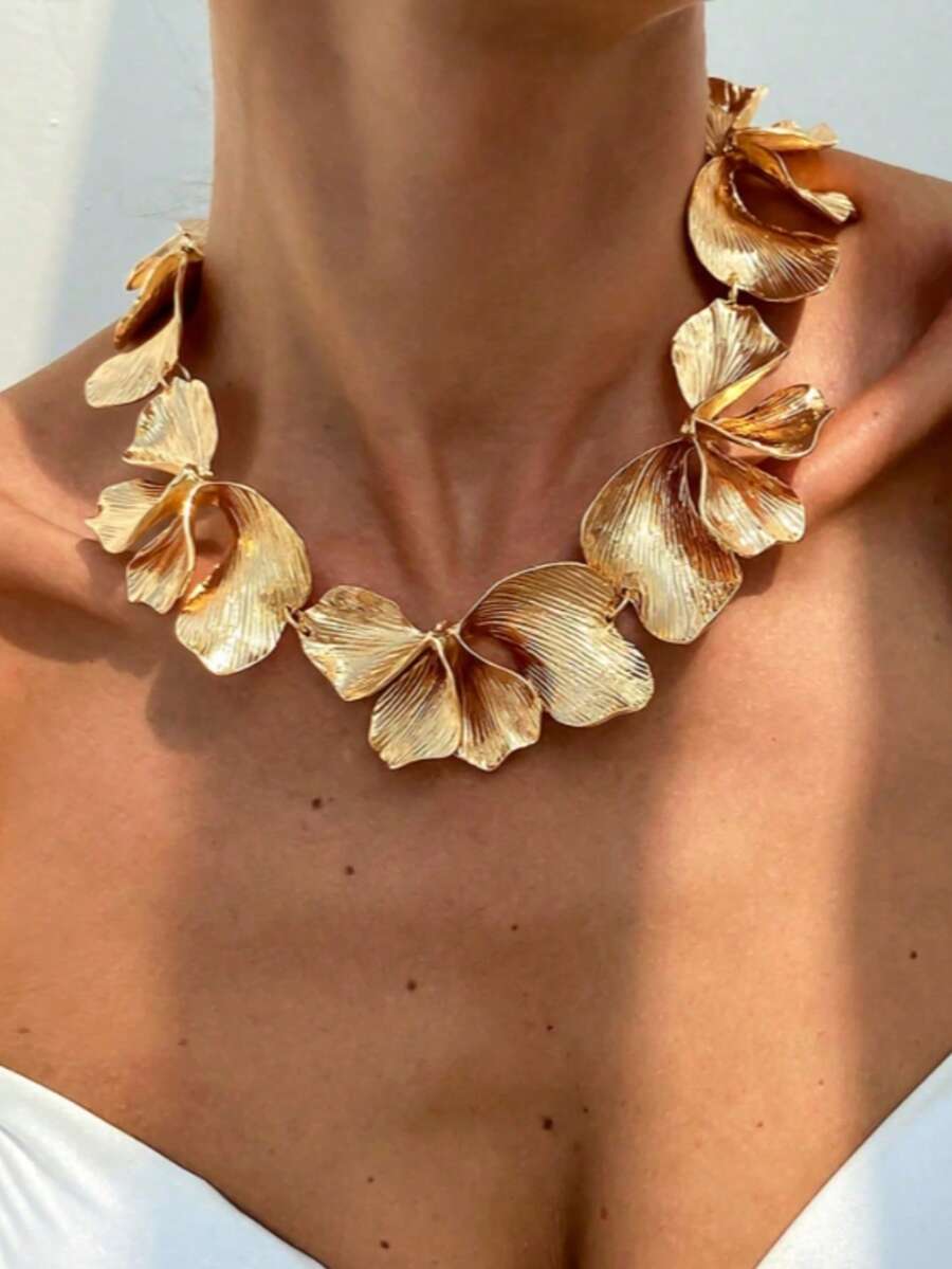 1pc Women's Fashionable European & American Style Metal Leaf & Petal Decorative Necklace