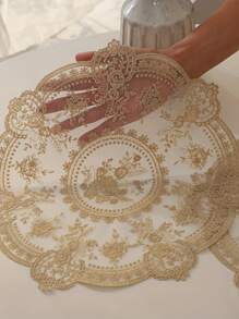 1pc, Exquisite Round Lace Tablecloth-Unique Hollow Design With Crochet Flower Pattern, Thermal Insulation, Woven Materials, Multifunctional Table Mats, Coasters, Placemats-Retro Style, Bedside Table Decoration, Dust Cover, Room Decoration Lace Tablecloth, Mother's Day Gift.