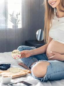 11件套 - 宝宝成长里程碑摄影道具：10个双面木质里程碑圆盘和1个单面“欢迎回家”纪念木板。非常适合用于新生儿公告、婴儿派对礼物、第一个里程碑庆祝活动、摄影道具、孕期纪念品、宝宝成长里程碑以及婴儿派对回礼。 - 彩色 - 查看 9