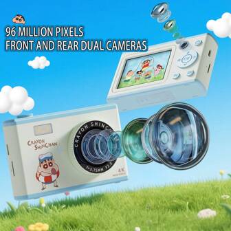  Cámara digital portátil 4K Retro CCD con doble cámara de Crayon Shinchan, 9600w Píxeles de resolución de imagen IP con marco de foto exclusivo, 6 filtros, 4 cuadrículas, 6 cuadrículas, 9 cuadrículas, 5 minijuegos incorporados, resolución de imagen 720/480, flash incorporado, 600mAh, 8x zoom, enfoque automático (tarjeta TF no incluida)
