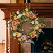 Seasonal Wreaths & Garlands