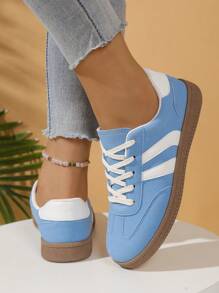 时尚女式白色运动鞋，带闪光装饰 - 轻便、系带、低帮设计，超细纤维面料，舒适的织物衬里和耐用的鞋底 - 百搭四季鞋履，百搭耐磨鞋|时尚运动鞋|现代材料，女鞋，女式运动鞋 - 淺藍色 - 查看 1