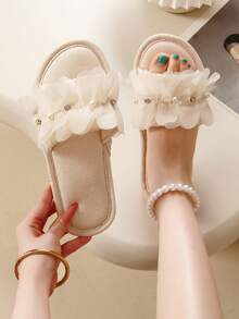 秋冬蕾丝面料时尚仿珍珠女士室内拖鞋，春秋新款女士家居拖鞋，毛绒拖鞋 - 米色 - 查看 1