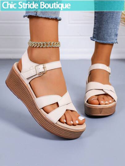 2025 Novas sandálias femininas de verão com fundo grosso e cunha casual, bico aberto, leves, sola de madeira, fivela de tira no tornozelo e design elástico, adequadas para moda praia de férias de primavera/verão