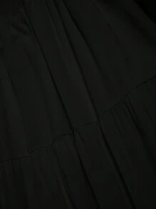 تنورة نسائية لون سادة بخصر واسع وذيل مكشكش متعددة الاستخدامات