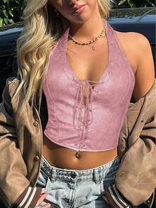 女士复古花卉纹理PU皮革镂空系带深V领露脐吊带背心，适合夏季度假和外出穿着