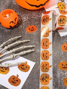 500 张/卷全息南瓜贴纸，可重复使用的橙色闪光贴纸，适用于万圣节派对装饰，适用于工艺品、剪贴簿、信封和礼品，耐用粘合剂 - 适用于笔记本电脑、信封、杯子、剪贴簿、派对 - 非常适合用作礼物和装饰品！