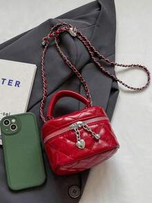 New Fashion Classic Multifunctional Waterproof PU Quilted Ladies Handbag, Lightweight And Easy To Carry, Zipper Closure Design, Heart-Shaped Zipper Decor Crossbody Round Box Bag, Coin Purse, Suitable For Shopping, Travel, Commuting - Red - View 4