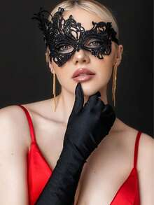 1pc Elegant Women Lace Mask, 3D Feather Mask, Sexy Black Masquerade Mask For Halloween Party, Cosplay Accessory