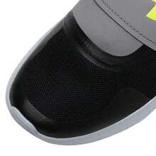 Under Armour RUNPLAY 跑步鞋，透气鞋面和模压 EVA 带，减震轻便男式公路跑步运动鞋 3024870-103