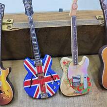 迷你吉他模型、微型乐器装饰、小房子配件、收藏品和爱好礼物 - 彩色 - 查看 7