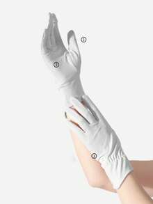 1 双女士冰丝防紫外线手套，轻便，防滑，两指开口，透气，凉爽，适合春夏季，是送给女朋友或母亲的绝佳礼物