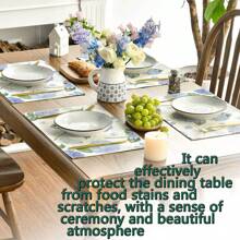2/4/6 pièces Sets de table personnalisés imprimés (matériau en lin), conçus selon votre style préféré. Peuvent protéger la table à manger des taches d'aliments et des rayures. Convient pour la vie quotidienne, les rassemblements familiaux, les anniversaires, Noël, Pâques, Halloween, les anniversaires