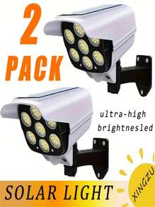 Um Conjunto de Duas Luzes de Parede a Energia Solar com Sensores de Movimento e Controle Remoto, Projetadas para Uso Externo. Elas são Adequadas para Pátios, Garagens e Fazendas, com Design à Prova de Furto e Classificação IP44., Iluminação de Jardim Exterior para Caminho, Quintal, Pátio