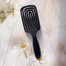 1 件装镂空梳子，干湿两用，适用于所有发质，是美发工具、美发用品、旅行必备、理发师、发型师、理发配件、情人节礼物、美发用品、发型师、理发店、沙龙、度假必备、美发产品、理发店、情人节礼物、女士旅行必备、发型师工具 - 黑色 - 查看 1