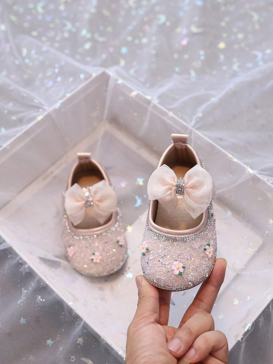 1 双幼儿女童 PU 皮革蝴蝶印花软底公主鞋，适合爬行，春夏秋季