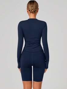 جاكيت يوجا للنساء بياقة عالية وسحاب وأكمام طويلة، ضيق ولين، ملابس يوجا مناسبة للياقة البدنية والرياضة في الخارج في فصل الخريف - أزرق بحري - مشاهدة 3