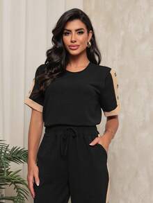 conjunto calça e blusa com detalhe com botao nas mangas - Preto profundo - Visão 3