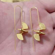 1 Pair Vintage Minimalist Spiral Asymmetrical Design Earrings, Suitable For Women's Daily Wear And Gift-Giving, All Seasons - Yellow Gold - View 3
