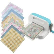 Juego de máquina de troquelado y estampado de tamaño A5 accionada manualmente (con 12 cartones aleatorios + 1 troquel) para hacer tarjetas y manualidades, sin necesidad de fuente de alimentación, adecuado para proyectos DIY y principiantes